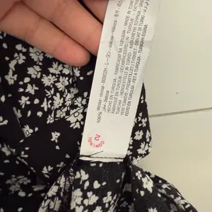 Zara Women’s Medium Black White Longsleeve Dress thumbnail 3