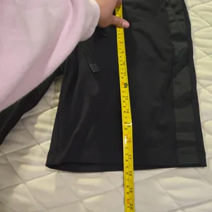 Athleta shorts thumbnail 4