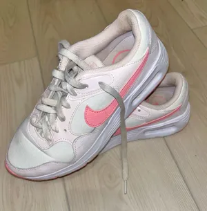 Pink Nike Air Max Women’s 7 thumbnail 1