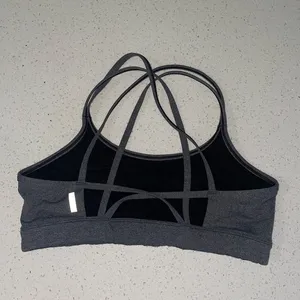 ZELLA strapped sports bra size large thumbnail 1
