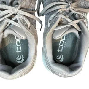 Topo Athletic Phantom 3 Shoes Womens Size 9 Gray‎ Stone Mesh Running Sneakers thumbnail 3