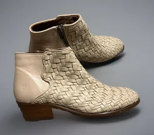Frye Womens Carson Woven Boot Woven Size 6.5 Cream‎ thumbnail 1