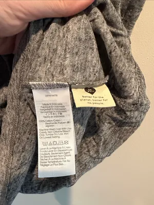 Madewell Large Whisper Cotton Heathered Gray V-Neck Short Sleeve Tee thumbnail 6