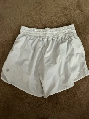 Size 4, Lululemon white hottie hot shorts thumbnail 2