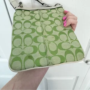 Vintage 90’s Coach Lime Green Signature Monogram Pattern Canvas Crossbody Bag thumbnail 9