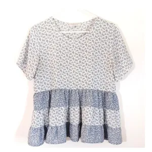 Paper Crane Womens Tiered Floral Top Green boho Blouse Medium M thumbnail 2