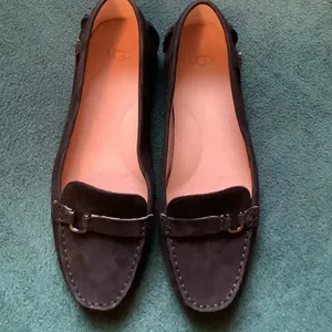 Women’s UGG suede leather loafers 🌟🌟🌟 thumbnail 4