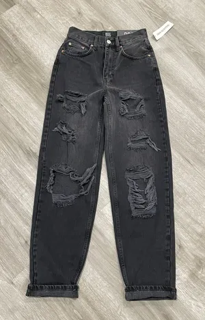 BDG High-Rise Black Jeans thumbnail 2
