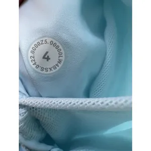 Lululemon Quilted Light Insulation Jacket Powder Blue Women's Size 4‎ thumbnail 11