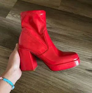 Steve Madden Red Booties thumbnail 1