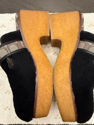 Coach Black Shearling Dylan Signature Buckle Platform Clogs Mules Size 7 NWOT‎ thumbnail 6