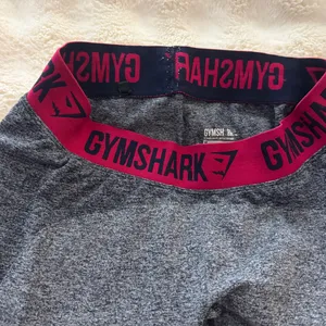 gymshark leggings  thumbnail 2
