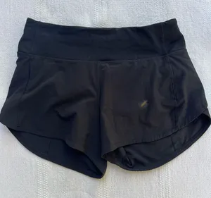 Lululemon shorts Size 4 Tall thumbnail 1