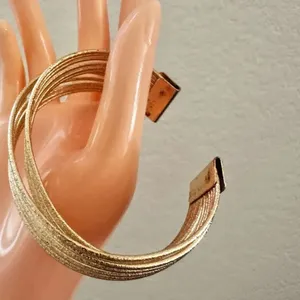 Gold thumbnail 8