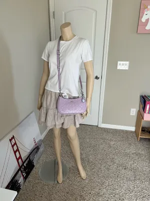 Coach Teri Shoulder Bag In Signature Leather With Heart Charm thumbnail 9