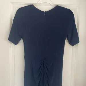 Adrianna Papell Navy Blue V Neck Short Sleeve Stretch Gown Size 4 Formal thumbnail 9
