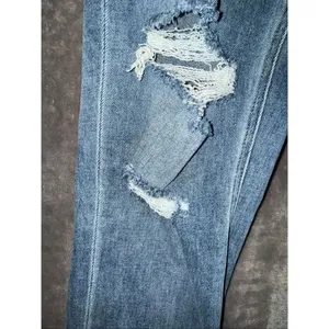 Vervet medium wash distressed straight leg jeans size 26 #750 thumbnail 10