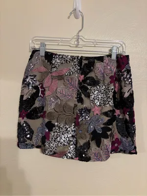 VICI Medium Floral Sequin Embroidered Mesh Mini Skirt Party Holiday thumbnail 8