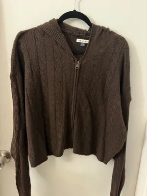 American Eagle Sweater thumbnail 1