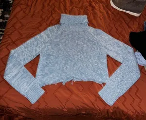 Derek Heart Cropped Sweater thumbnail 1