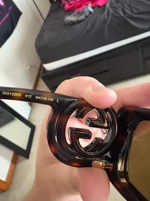 Gucci Sunglasses thumbnail 3