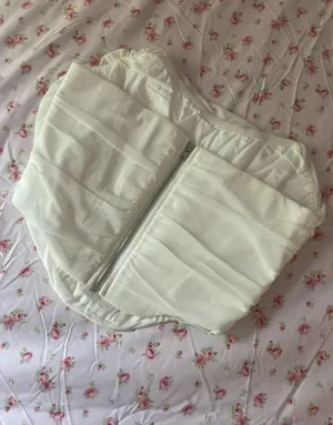 white corset thumbnail 2