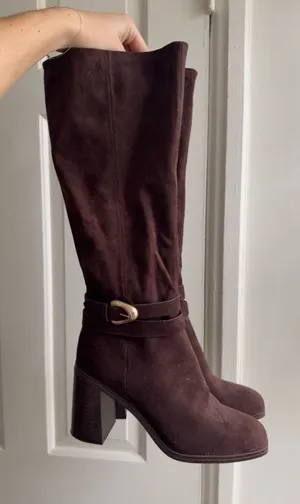 DV by Dolce Vita Brown Suede Boots Heels thumbnail 1