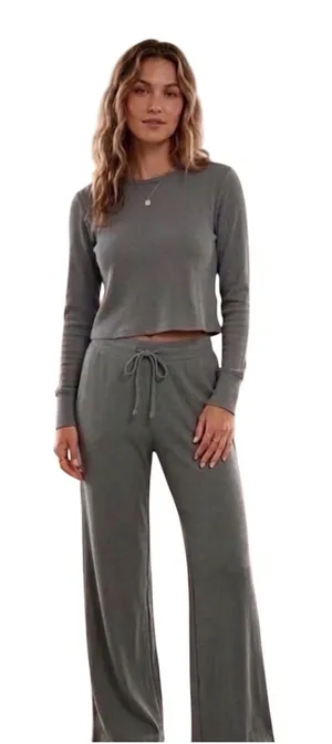 Nuuds 2 Pc Loungewear Set Cropped Top Long Sleeve Pant Green Gray Size Large thumbnail 1
