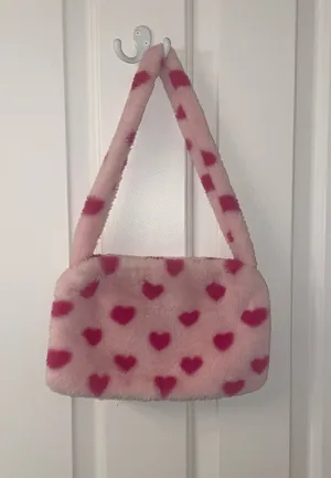 Fluffy pink heart purse Y2K 💕 thumbnail 1