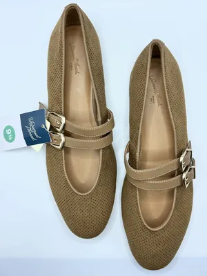 Universal Thread Brown Perforated Double Buckle Mary Jane Flats NWT 9.5 thumbnail 2