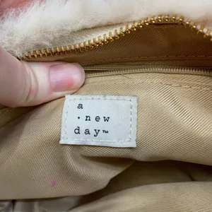 A New Day Purse Faux Fur Handbag Cream‎ Fuzzy Top Handle Bag Zipper Close Chic thumbnail 5