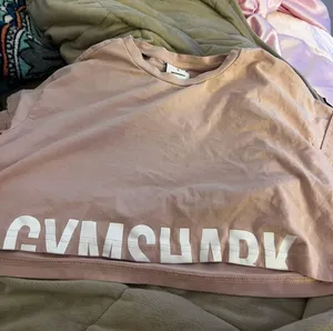 Gymshark Crop Top thumbnail 1
