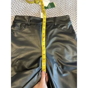 NWT Halara Black Faux Leather Full Length Leggings Pants Size Medium thumbnail 4
