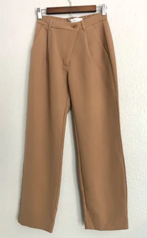Abercrombie & Fitch Straight Leg Pants in Camel Tan thumbnail 1
