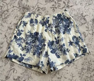 Abercrombie & Fitch Linen Blend Pull On Shorts Blue Floral NWT Size Medium Beach thumbnail 4