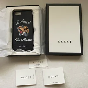 NWT Authentic Gucci Black Tiger 'L'Aveugle Par Amour' iPhone 7/8 Case thumbnail 2