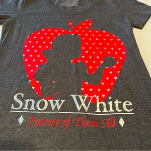 Disney Store Snow‎ White Womens Size Large Grey Gray Fairest of Them All Shirt thumbnail 1