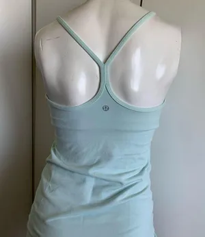 Lululemon Active Ghana size 4 Y-strap tank top pale blue built-in bra thumbnail 3