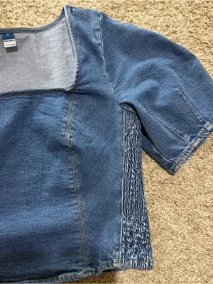 Old Navy Square-Neck Denim Cropped Top thumbnail 3