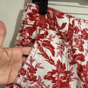 Ann Taylor Womens Red White Floral 100% Linen Mini Pencil Skirt Size 10 Pockets thumbnail 3
