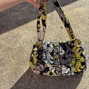 Vera Bradley Paisley Kiss Lock Dome Handbag Purse Baroque thumbnail 3