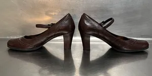 Etienne Aigner Nadine Brown Mary Jane Strap Pump - Size 7 1/2 - VGUC thumbnail 4