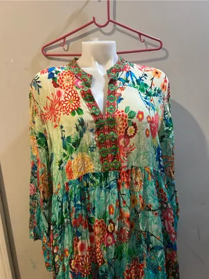 Vibrant Floral Tiered Maxi Dress in Teal and Coral thumbnail 3