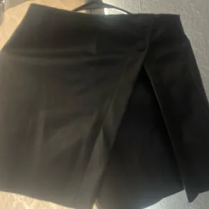 Love Tree Black Skort thumbnail 1