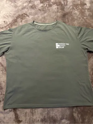 Dazy T-Shirt Women’s Size Olive Green Short Sleeve Women's Crewneck Tee thumbnail 6