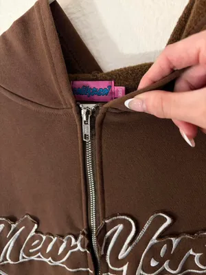 Edikted new york oversized zip up hoodie thumbnail 3