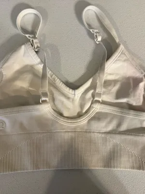 Lululemon Ebb to Street Sports Bra Light Support C/D Cup White size 4 thumbnail 4