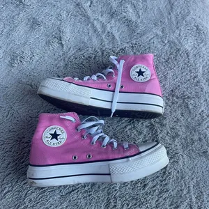 Pink Platform Converse thumbnail 2