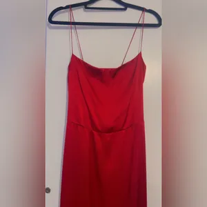 Reformation Red Satin Maxi Dress Slip Dress Cowl Neck Open Back Size 2 thumbnail 4
