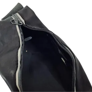 Running / Marathon Belt w/ Pocket For Phone, Camera, IPod, Etc. thumbnail 4